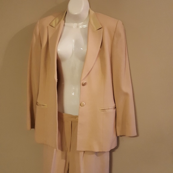 Jones New York 100% worsted wool Camel Suit - Picture 3 of 8